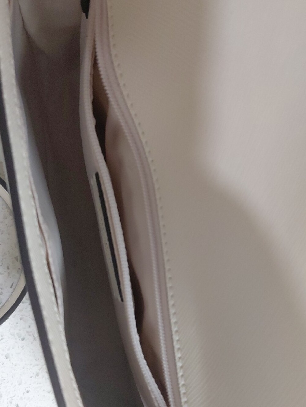 kate spade Cream Crossbody with Gold Logo Detail - Picture 5 of 8